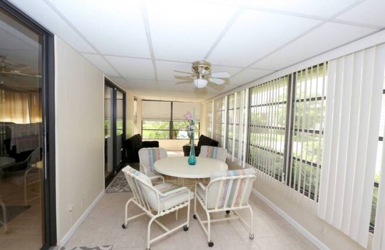 5283 Camelot Dr E, Sarasota, Florida 34233, 2 Bedrooms Bedrooms, ,2 BathroomsBathrooms,Mobile/manufactured,For Sale,Camelot Dr E,11341982