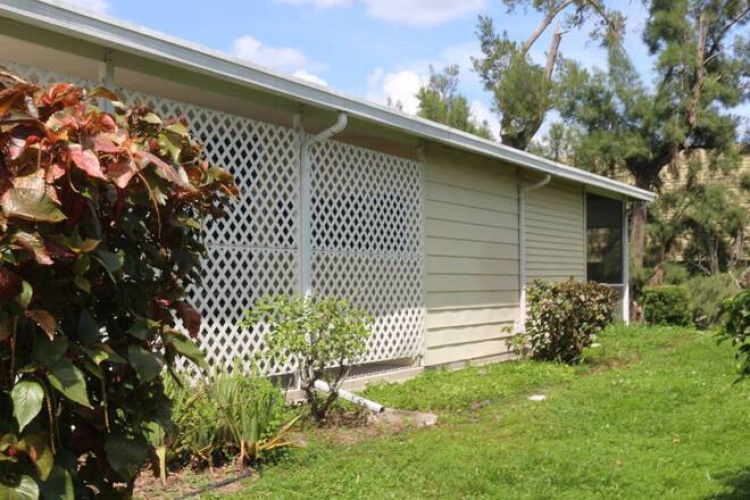 5283 Camelot Dr E, Sarasota, Florida 34233, 2 Bedrooms Bedrooms, ,2 BathroomsBathrooms,Mobile/manufactured,For Sale,Camelot Dr E,11341982
