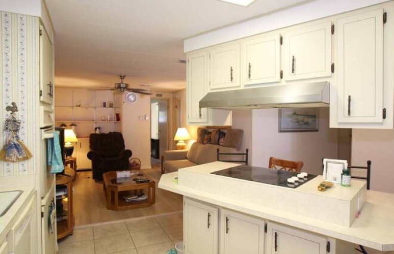 5918 Brigadoon Way, Sarasota, Florida 34233, 2 Bedrooms Bedrooms, ,2 BathroomsBathrooms,Residential,For Sale,Brigadoon Way,11118927