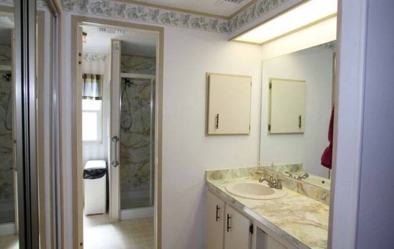 5918 Brigadoon Way, Sarasota, Florida 34233, 2 Bedrooms Bedrooms, ,2 BathroomsBathrooms,Residential,For Sale,Brigadoon Way,11118927