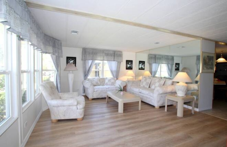 5918 Brigadoon Way, Sarasota, Florida 34233, 2 Bedrooms Bedrooms, ,2 BathroomsBathrooms,Residential,For Sale,Brigadoon Way,11118927