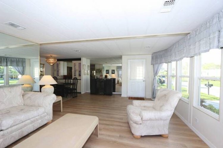 5918 Brigadoon Way, Sarasota, Florida 34233, 2 Bedrooms Bedrooms, ,2 BathroomsBathrooms,Residential,For Sale,Brigadoon Way,11118927