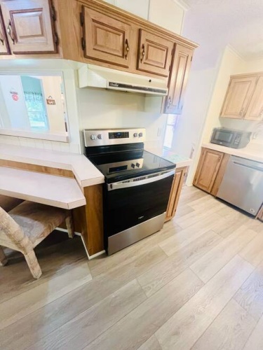 19466 Ravines Ct., North Fort Myers, Florida 33903, 2 Bedrooms Bedrooms, ,2 BathroomsBathrooms,Mobile/manufactured,For Sale,Ravines Ct.,11323438