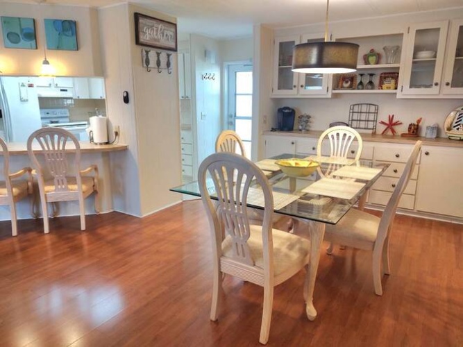 63 Pedro, Fort Myers, Florida 33912, 2 Bedrooms Bedrooms, 8 Rooms Rooms,2 BathroomsBathrooms,Mobile/manufactured,For Sale,Pedro,11471548