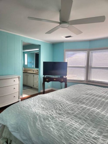 63 Pedro, Fort Myers, Florida 33912, 2 Bedrooms Bedrooms, 8 Rooms Rooms,2 BathroomsBathrooms,Mobile/manufactured,For Sale,Pedro,11471548