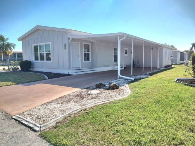63 Pedro, Fort Myers, Florida 33912, 2 Bedrooms Bedrooms, 8 Rooms Rooms,2 BathroomsBathrooms,Mobile/manufactured,For Sale,Pedro,11471548