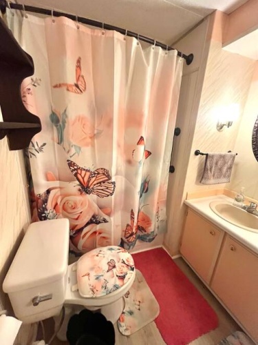 2752 Vine Lane, Sebring, Florida 33870, 2 Bedrooms Bedrooms, ,1 BathroomBathrooms,Mobile/manufactured,For Sale,Vine Lane,11266696
