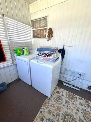 2752 Vine Lane, Sebring, Florida 33870, 2 Bedrooms Bedrooms, ,1 BathroomBathrooms,Mobile/manufactured,For Sale,Vine Lane,11266696