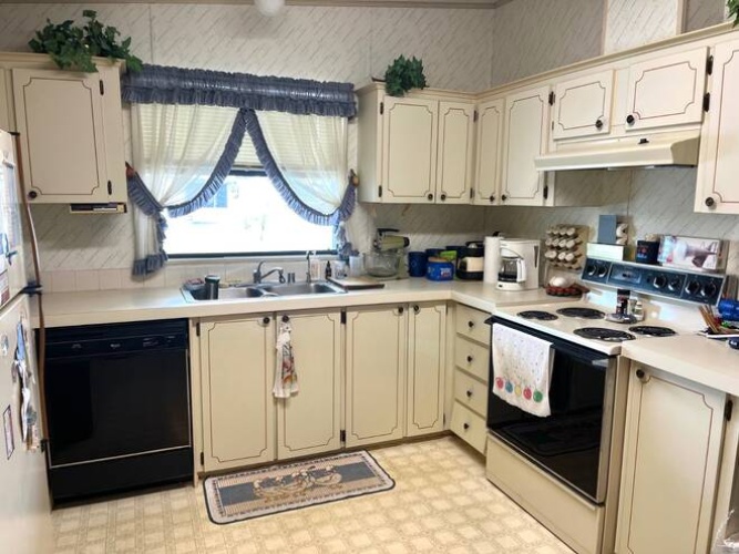 1125 Opal Ave, Sebring, Florida 33870, 2 Bedrooms Bedrooms, ,2 BathroomsBathrooms,Mobile/manufactured,For Sale,Opal Ave,11255680