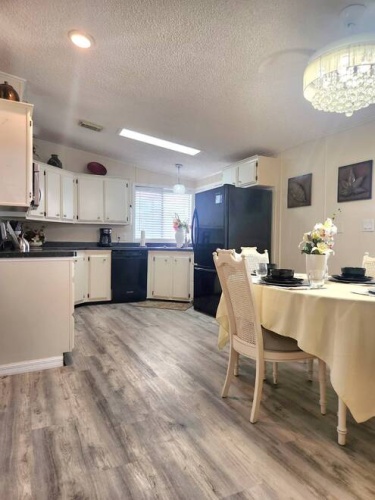 31 Umber Ct, Fort Myers, Florida 33912, 2 Bedrooms Bedrooms, ,2 BathroomsBathrooms,Mobile/manufactured,For Sale,Umber Ct,11479363
