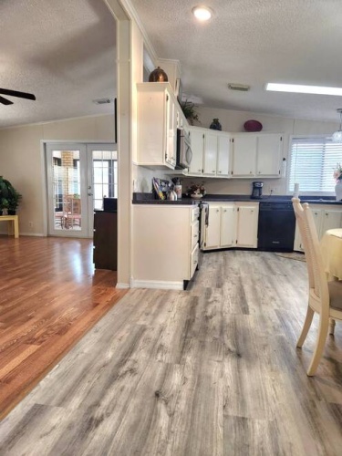31 Umber Ct, Fort Myers, Florida 33912, 2 Bedrooms Bedrooms, ,2 BathroomsBathrooms,Mobile/manufactured,For Sale,Umber Ct,11479363