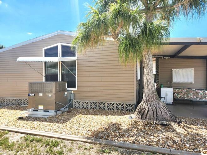 31 Umber Ct, Fort Myers, Florida 33912, 2 Bedrooms Bedrooms, ,2 BathroomsBathrooms,Mobile/manufactured,For Sale,Umber Ct,11479363