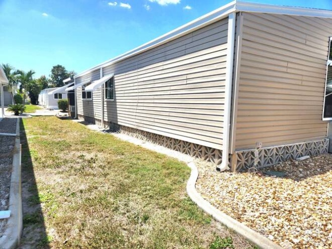 31 Umber Ct, Fort Myers, Florida 33912, 2 Bedrooms Bedrooms, ,2 BathroomsBathrooms,Mobile/manufactured,For Sale,Umber Ct,11479363