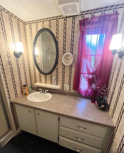 3039 Vine Lane, Sebring, Florida 33870, 2 Bedrooms Bedrooms, ,1 BathroomBathrooms,Mobile/manufactured,For Sale,Vine Lane,11482593