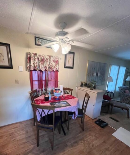 3039 Vine Lane, Sebring, Florida 33870, 2 Bedrooms Bedrooms, ,1 BathroomBathrooms,Mobile/manufactured,For Sale,Vine Lane,11482593