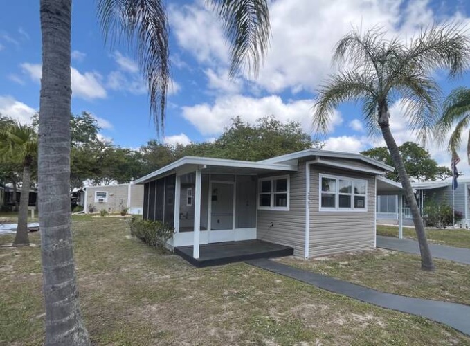 2951 Vine Lane, Sebring, Florida 33870, 2 Bedrooms Bedrooms, ,1 BathroomBathrooms,Mobile/manufactured,For Sale,Vine Lane,11482634