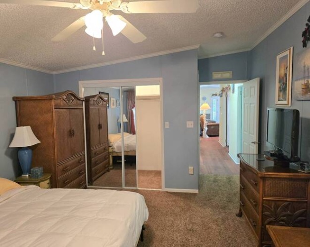 283 Lake Dr, Nokmis, Florida 34275, 3 Bedrooms Bedrooms, ,2 BathroomsBathrooms,Mobile/manufactured,For Sale,Lake Dr,11504355