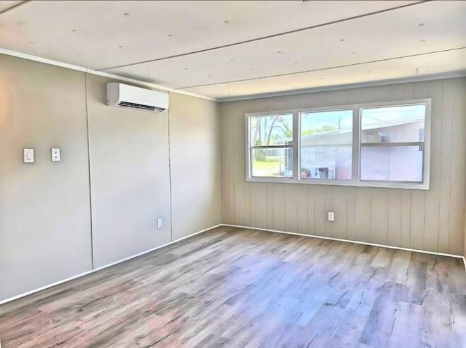 8705 S. Tamiami Tr Lot 139 5th Street, Sarasota, Florida 34238, 1 Bedroom Bedrooms, ,1 BathroomBathrooms,Mobile/manufactured,For Sale,S. Tamiami Tr Lot 139 5th Street,11504700