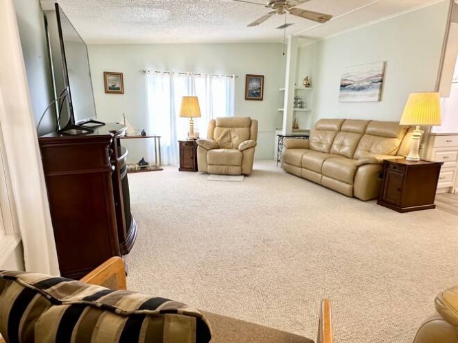 9903 Tamarron Ct., NORTH FORT MYERS, Florida 33903, 2 Bedrooms Bedrooms, ,2 BathroomsBathrooms,Mobile/manufactured,For Sale,Tamarron Ct.,11509914