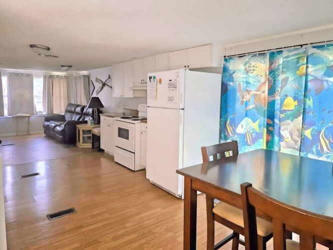 171 4th St West, Nokomis, Florida 34275, 2 Bedrooms Bedrooms, ,1 BathroomBathrooms,Mobile/manufactured,For Sale,4th St West,11514525