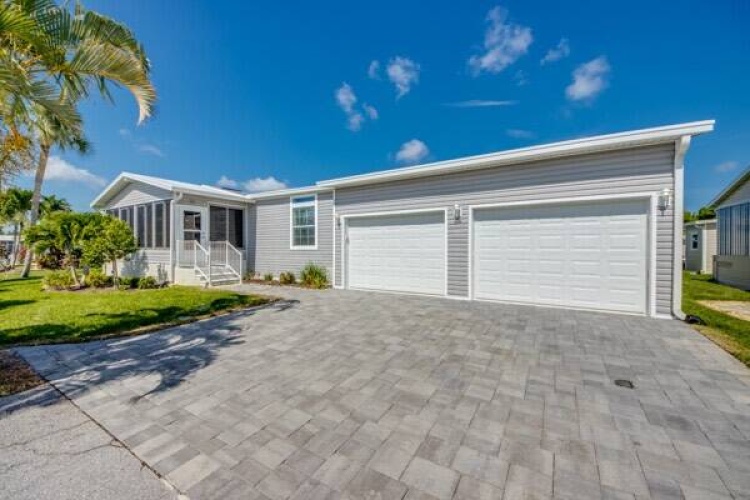 39 Falla Ct., Fort Myers, Florida 33908, 3 Bedrooms Bedrooms, 8 Rooms Rooms,2 BathroomsBathrooms,Mobile/manufactured,For Sale,Falla Ct.,11521779