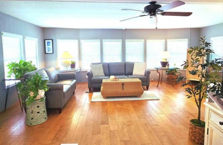 170 Sanibel St, Nokomis, Florida 34275, 2 Bedrooms Bedrooms, ,2 BathroomsBathrooms,Mobile/manufactured,For Sale,Sanibel St,11530265