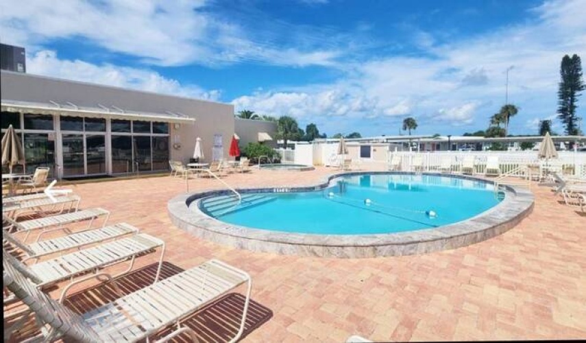 178 4th St East, Nokomis, Florida 34275, 2 Bedrooms Bedrooms, ,1 BathroomBathrooms,Mobile/manufactured,For Sale,4th St East,11537400