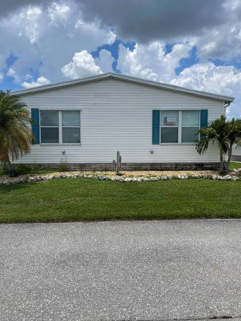 27110 Jones Loop Rd, Punta Gorda, Florida 33982, 2 Bedrooms Bedrooms, ,2 BathroomsBathrooms,Mobile/manufactured,For Sale,Jones Loop Rd,11538805