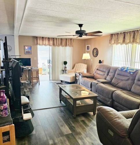 5 Hacha Ct., Fort Myers, Florida 33908, 2 Bedrooms Bedrooms, ,2 BathroomsBathrooms,Mobile/manufactured,For Sale,Hacha Ct.,11544009