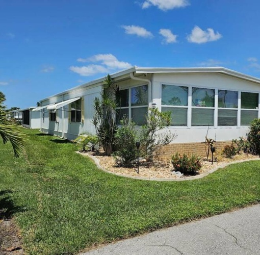 5 Hacha Ct., Fort Myers, Florida 33908, 2 Bedrooms Bedrooms, ,2 BathroomsBathrooms,Mobile/manufactured,For Sale,Hacha Ct.,11544009