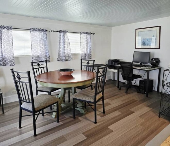 210 3rd St West, Nokomis, Florida 34275, 3 Bedrooms Bedrooms, ,2 BathroomsBathrooms,Mobile/manufactured,For Sale,3rd St West,11545245