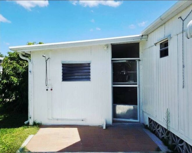 210 3rd St West, Nokomis, Florida 34275, 3 Bedrooms Bedrooms, ,2 BathroomsBathrooms,Mobile/manufactured,For Sale,3rd St West,11545245