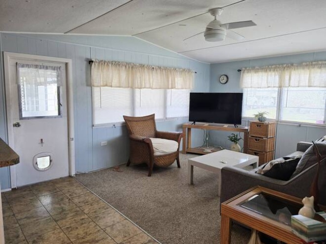 210 3rd St West, Nokomis, Florida 34275, 3 Bedrooms Bedrooms, ,2 BathroomsBathrooms,Mobile/manufactured,For Sale,3rd St West,11545245