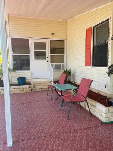 2692 NE HWY 70, Arcadia, Florida 34266, 2 Bedrooms Bedrooms, ,2 BathroomsBathrooms,Mobile/manufactured,For Sale,NE HWY 70,11545161