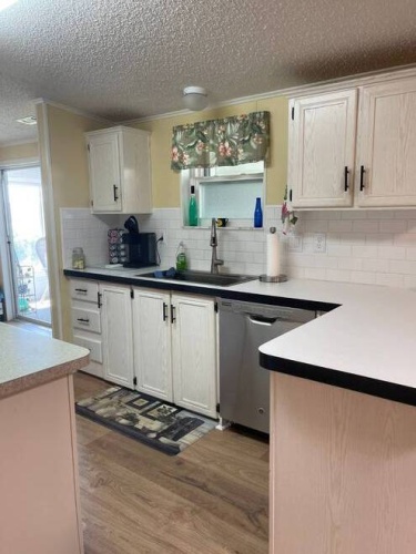 2692 NE HWY 70, Arcadia, Florida 34266, 2 Bedrooms Bedrooms, ,2 BathroomsBathrooms,Mobile/manufactured,For Sale,NE HWY 70,11546586