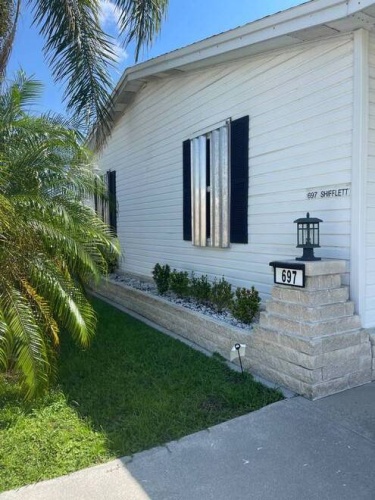 2692 NE HWY 70, Arcadia, Florida 34266, 2 Bedrooms Bedrooms, ,2 BathroomsBathrooms,Mobile/manufactured,For Sale,NE HWY 70,11546586