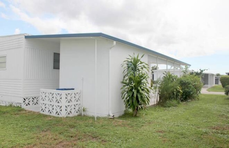 2329 York Drive, Sarasota, Florida 34238, 2 Bedrooms Bedrooms, ,2 BathroomsBathrooms,Mobile/manufactured,For Sale,York Drive,11548677