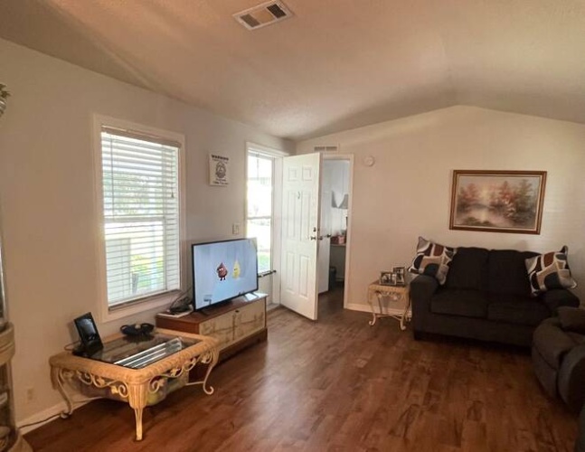 434 Page Ave, Frostproof, Florida 33843, 2 Bedrooms Bedrooms, ,2 BathroomsBathrooms,Mobile/manufactured,For Sale,Page Ave,11552920