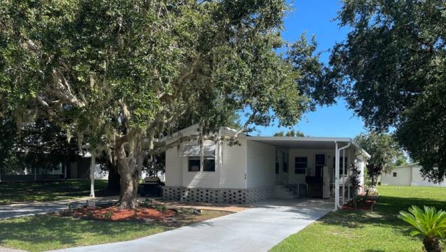 434 Page Ave, Frostproof, Florida 33843, 2 Bedrooms Bedrooms, ,2 BathroomsBathrooms,Mobile/manufactured,For Sale,Page Ave,11552920