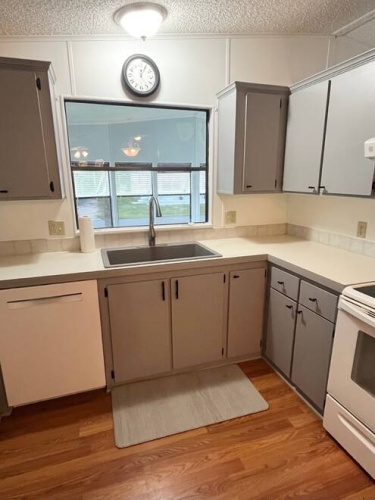 2692 NE Highway 70, Arcadia, Florida 34266, 2 Bedrooms Bedrooms, ,2 BathroomsBathrooms,Mobile/manufactured,For Sale,NE Highway 70,11553389