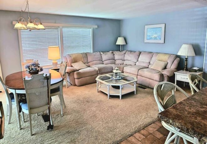 196 Spanish Lakes Dr, Nokomis, Florida 34275, 2 Bedrooms Bedrooms, ,2 BathroomsBathrooms,Mobile/manufactured,For Sale,Spanish Lakes Dr,11556422
