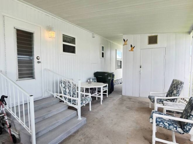 196 Spanish Lakes Dr, Nokomis, Florida 34275, 2 Bedrooms Bedrooms, ,2 BathroomsBathrooms,Mobile/manufactured,For Sale,Spanish Lakes Dr,11556422