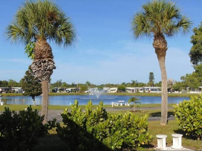 196 Spanish Lakes Dr, Nokomis, Florida 34275, 2 Bedrooms Bedrooms, ,2 BathroomsBathrooms,Mobile/manufactured,For Sale,Spanish Lakes Dr,11556422
