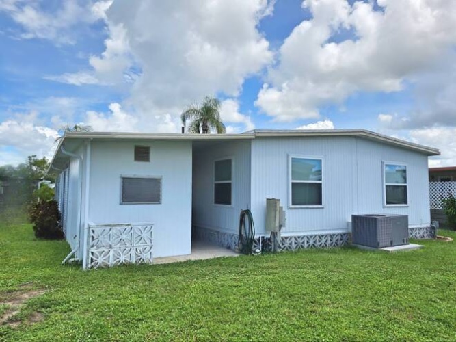 196 Spanish Lakes Dr, Nokomis, Florida 34275, 2 Bedrooms Bedrooms, ,2 BathroomsBathrooms,Mobile/manufactured,For Sale,Spanish Lakes Dr,11556422