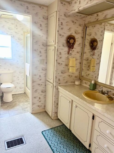 3 Quanery Ct., Fort Myers, Florida 33908, 2 Bedrooms Bedrooms, ,2 BathroomsBathrooms,Mobile/manufactured,For Sale,Quanery Ct.,11558401