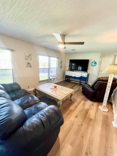 10021 Mission Hills Ct., North Fort Myers, Florida 33903, 2 Bedrooms Bedrooms, ,2 BathroomsBathrooms,Mobile/manufactured,For Sale,Mission Hills Ct.,11559858