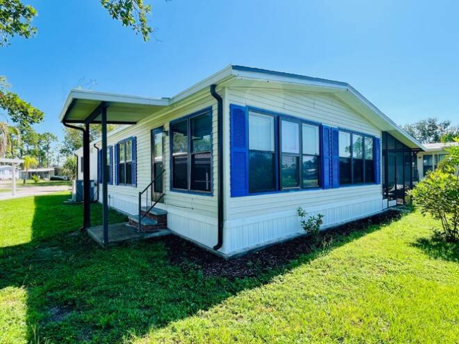 10021 Mission Hills Ct., North Fort Myers, Florida 33903, 2 Bedrooms Bedrooms, ,2 BathroomsBathrooms,Mobile/manufactured,For Sale,Mission Hills Ct.,11559858