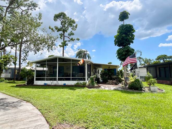 19416 Bermuda Ct, North Fort Myers, Florida 33903, 2 Bedrooms Bedrooms, ,2 BathroomsBathrooms,Mobile/manufactured,For Sale,Bermuda Ct,11560036