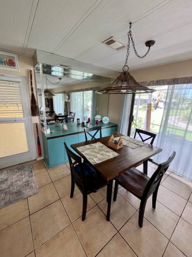 19416 Bermuda Ct, North Fort Myers, Florida 33903, 2 Bedrooms Bedrooms, ,2 BathroomsBathrooms,Mobile/manufactured,For Sale,Bermuda Ct,11560036