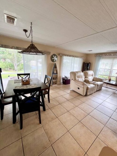 19416 Bermuda Ct, North Fort Myers, Florida 33903, 2 Bedrooms Bedrooms, ,2 BathroomsBathrooms,Mobile/manufactured,For Sale,Bermuda Ct,11560036